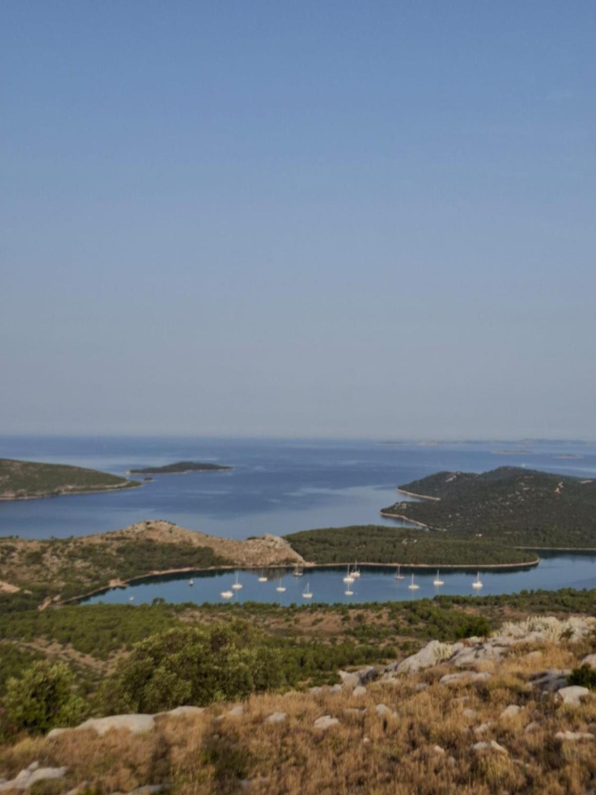 Apartmani Mlinar - One Bedroom Apartment With Seaview Grebastica Bagian luar foto