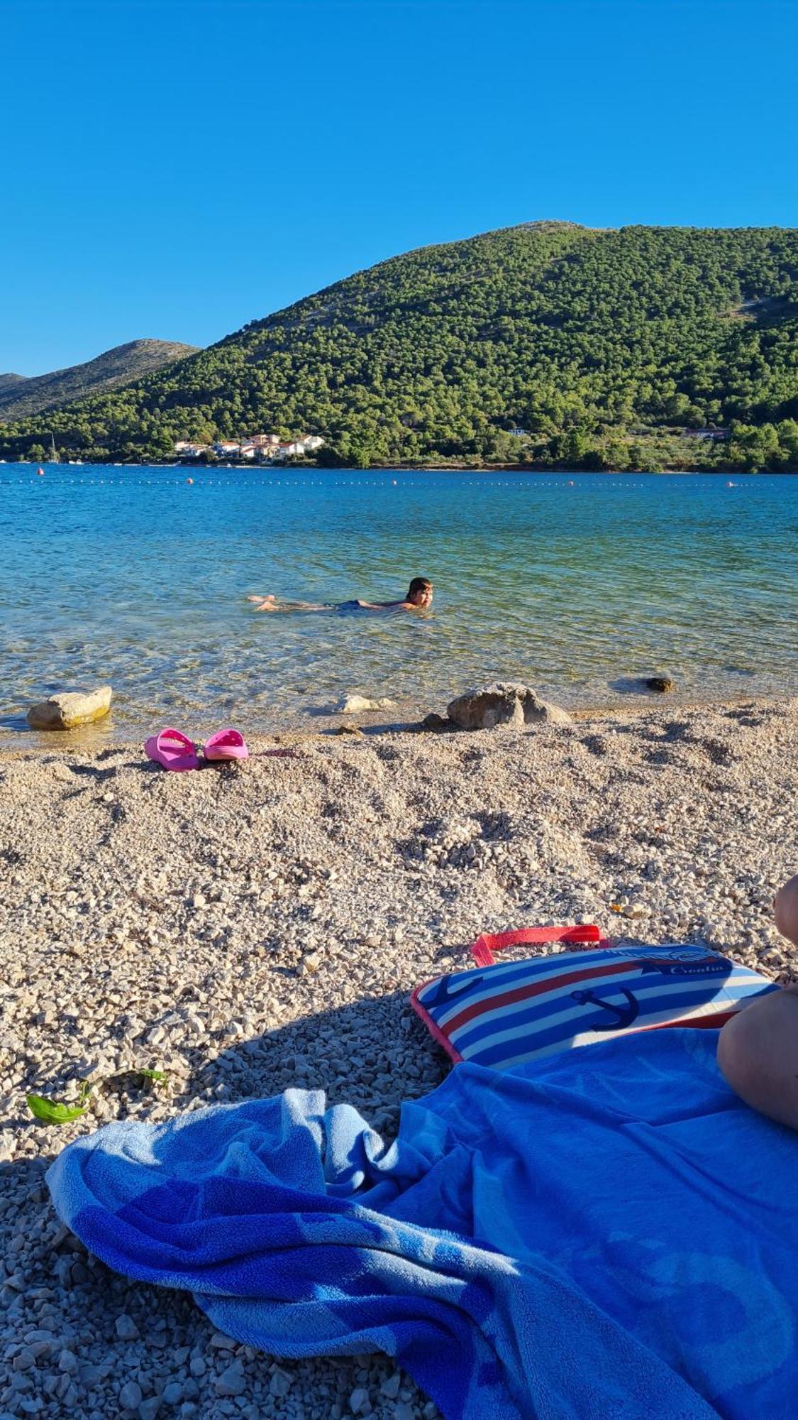Apartmani Mlinar - One Bedroom Apartment With Seaview Grebastica Bagian luar foto