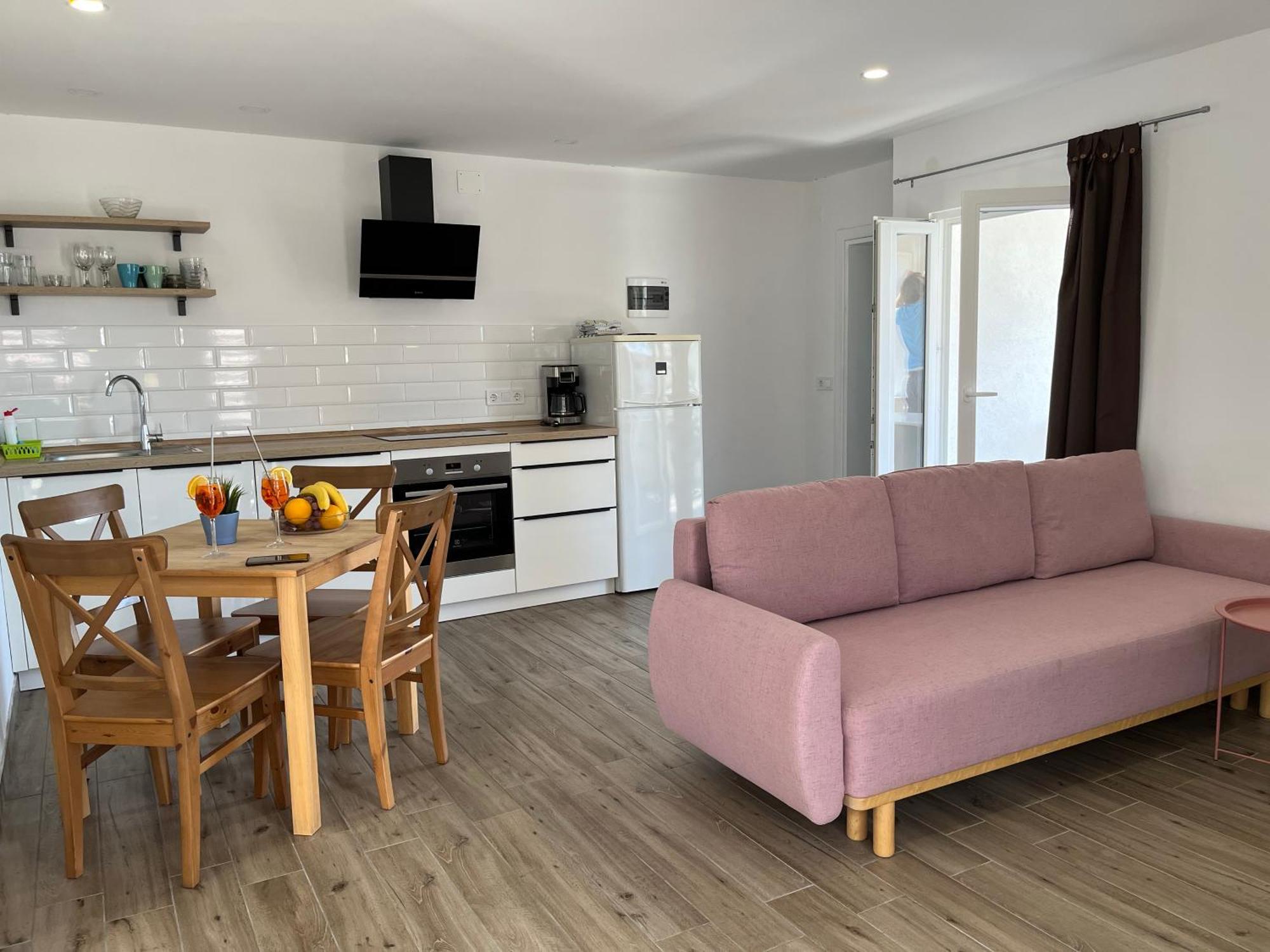 Apartmani Mlinar - One Bedroom Apartment With Seaview Grebastica Bagian luar foto