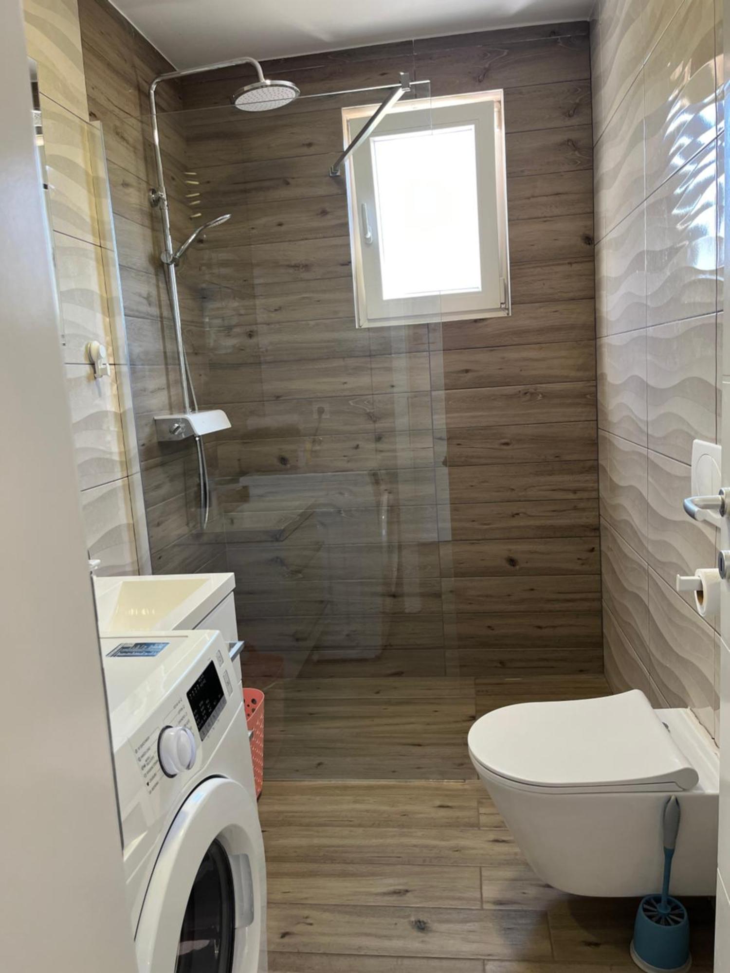 Apartmani Mlinar - One Bedroom Apartment With Seaview Grebastica Bagian luar foto
